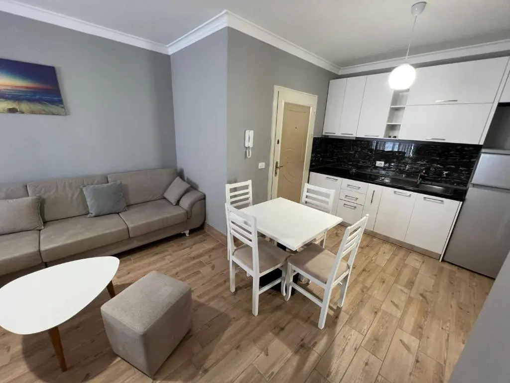 Armando Apartments