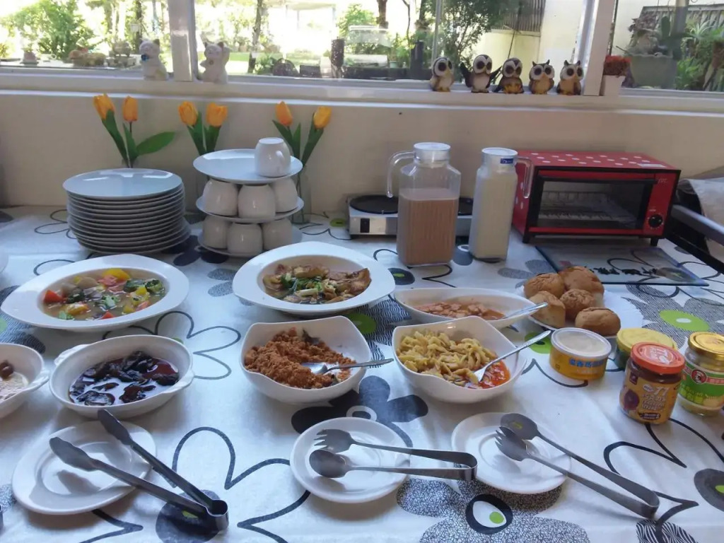 Niuniu & Meng Ka Homestay