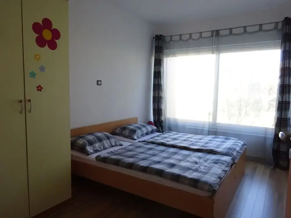 Large Apartment in Malinska near Sea