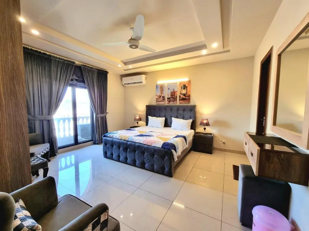Executive 3 Bedrooms Apartment In Bahria Town