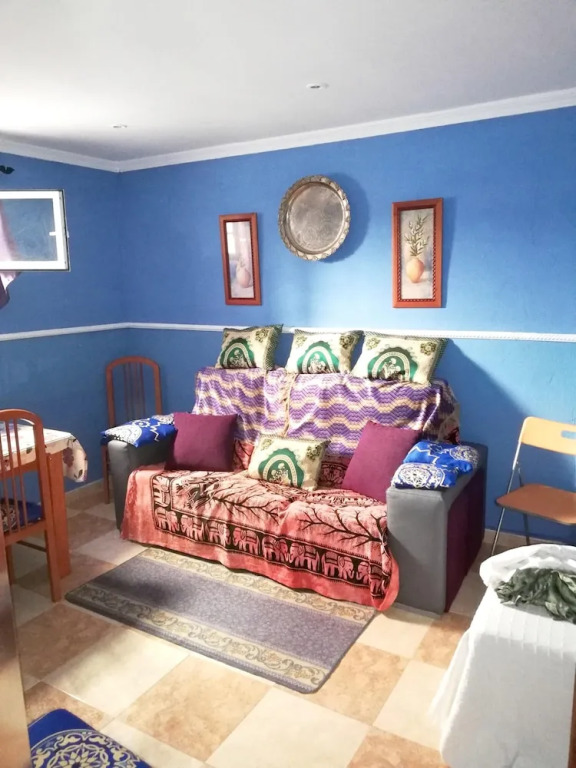 House with 2 Bedrooms in Chiclana de la Frontera, with Shared Pool And Enclosed Garden
