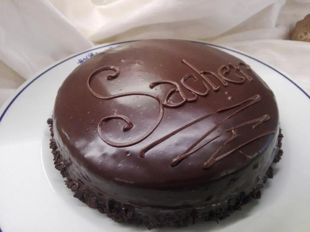 California Pastry Hotel