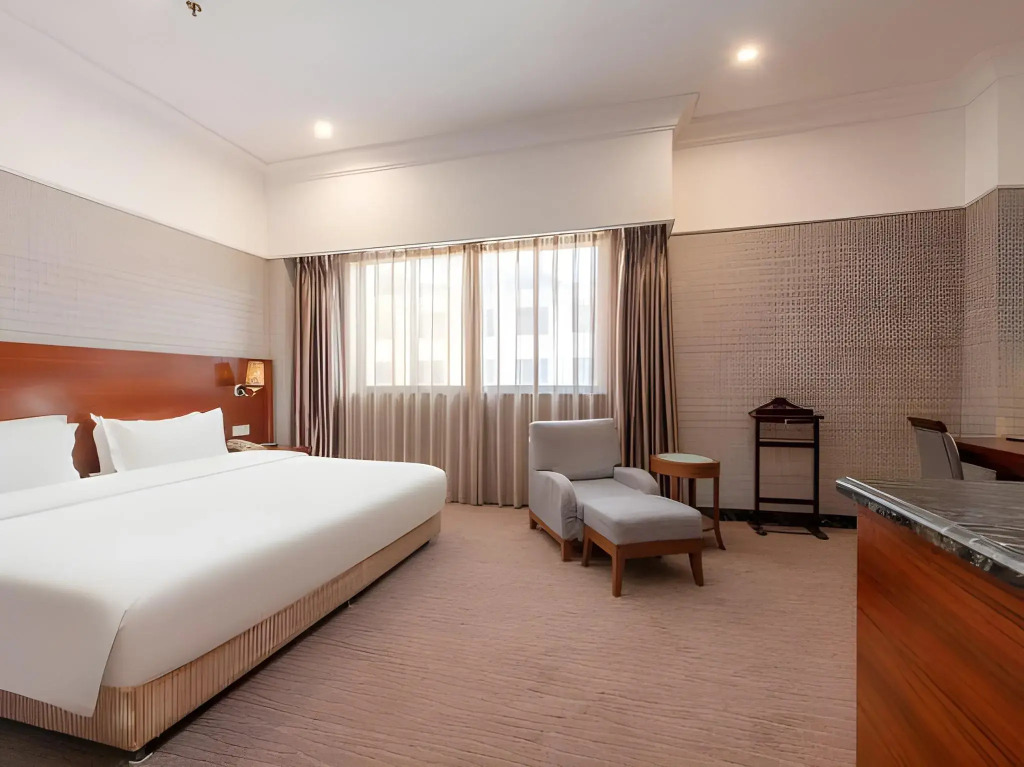 Carrianna Hotel