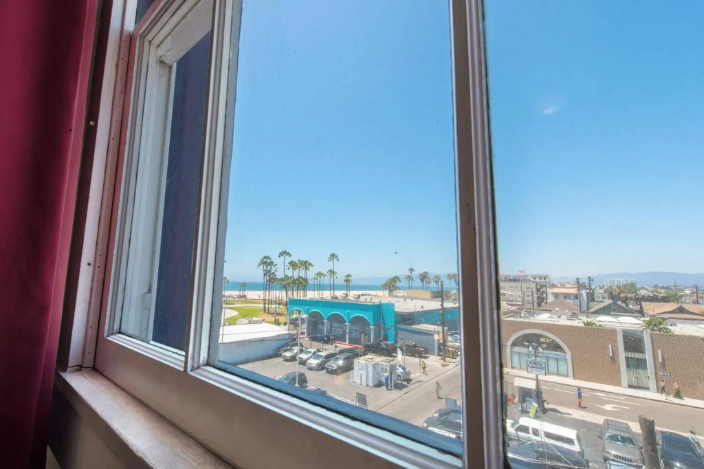 Samesun Venice Beach Hotel & Hostel