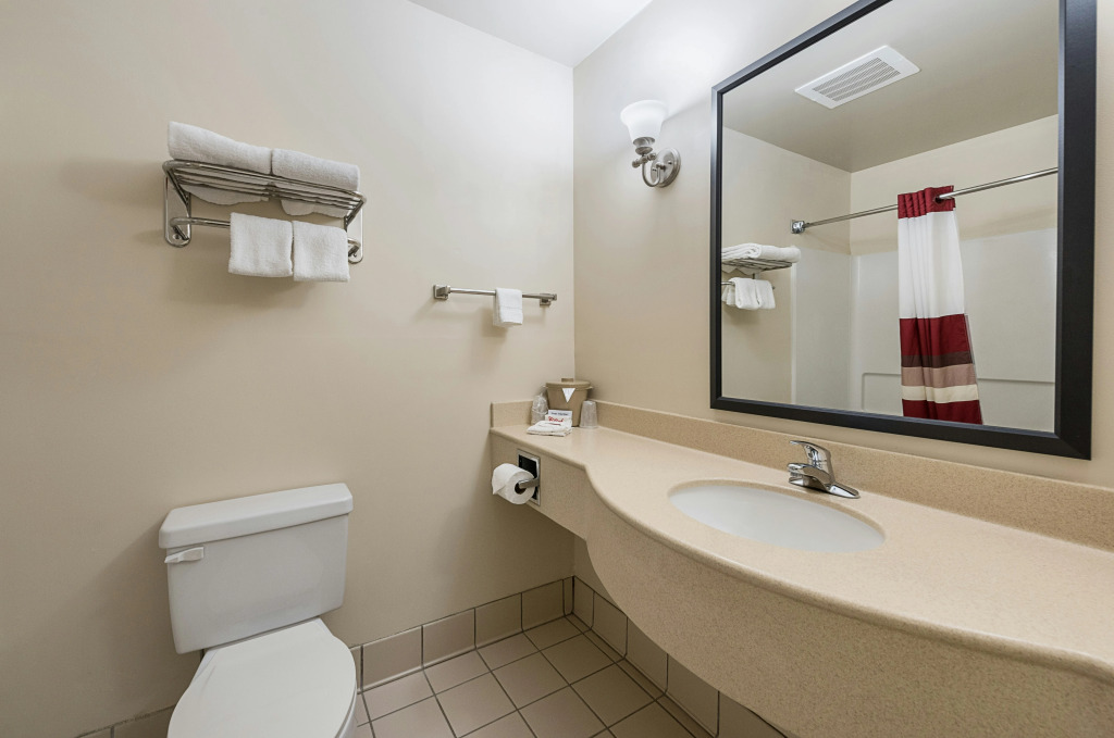 Red Roof Inn Etowah   Athens, TN
