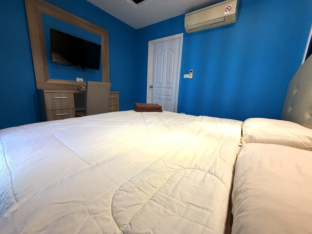 Modern 1-bedroom Condo With Pool View - Nordic Trend 4, Pratumnak Hill