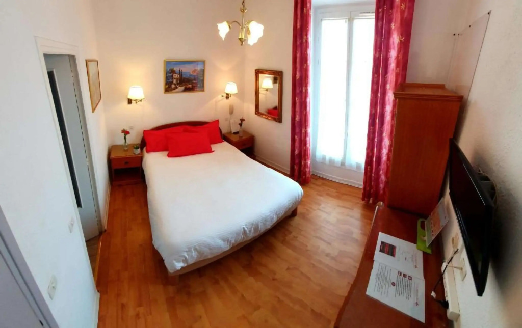 Hotel Louvia