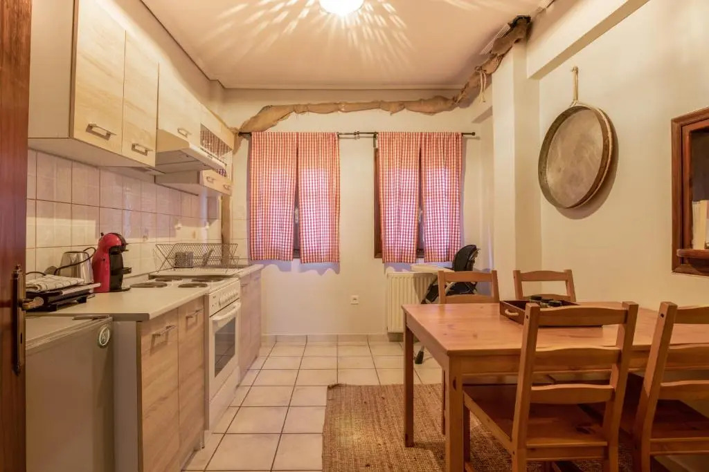 Varousi.Traditional house in old town of Trikala 1