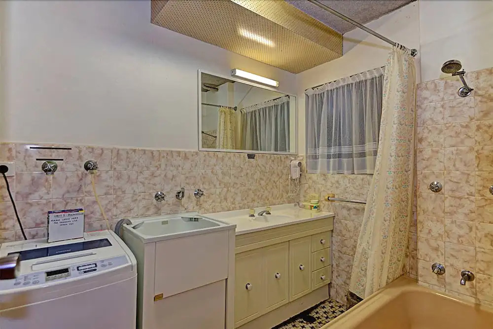 Dolphin Court - Unit 5