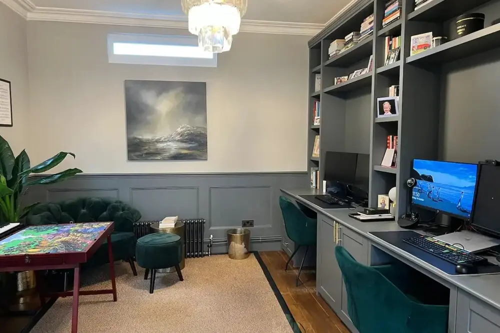 Gorgeous 3 Bedroom Home in Quaint Southfields