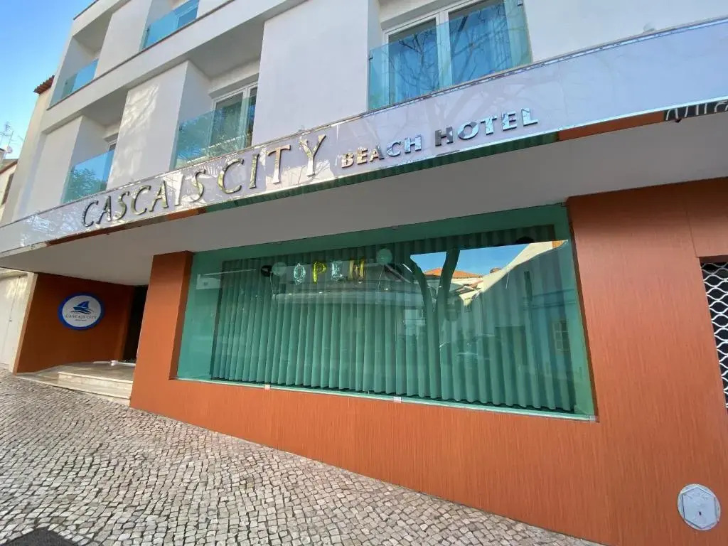 Cascais City & Beach Hotel