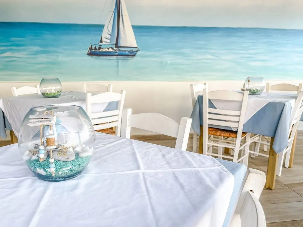 Melina Beach Hotel