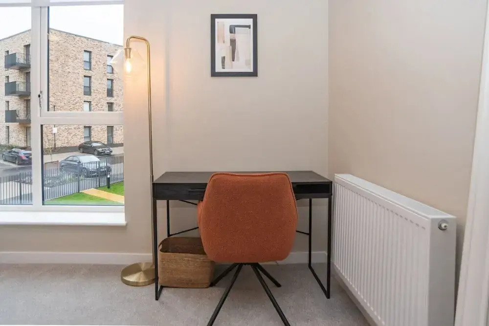 Stunning 3-bedroom Home With Free Parking