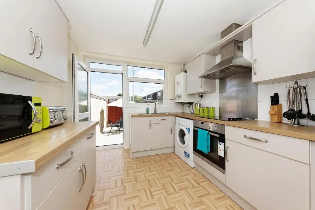 Heart of Canterbury Holiday Home Sleeps 7 Wifi