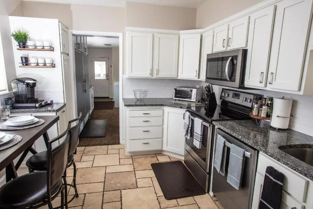 Comfortable Bungalow near Liberty Park