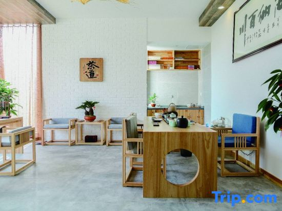 Xishan Island Yansu Holiday Villa hotel (Xishan Taihu Scenic Area)
