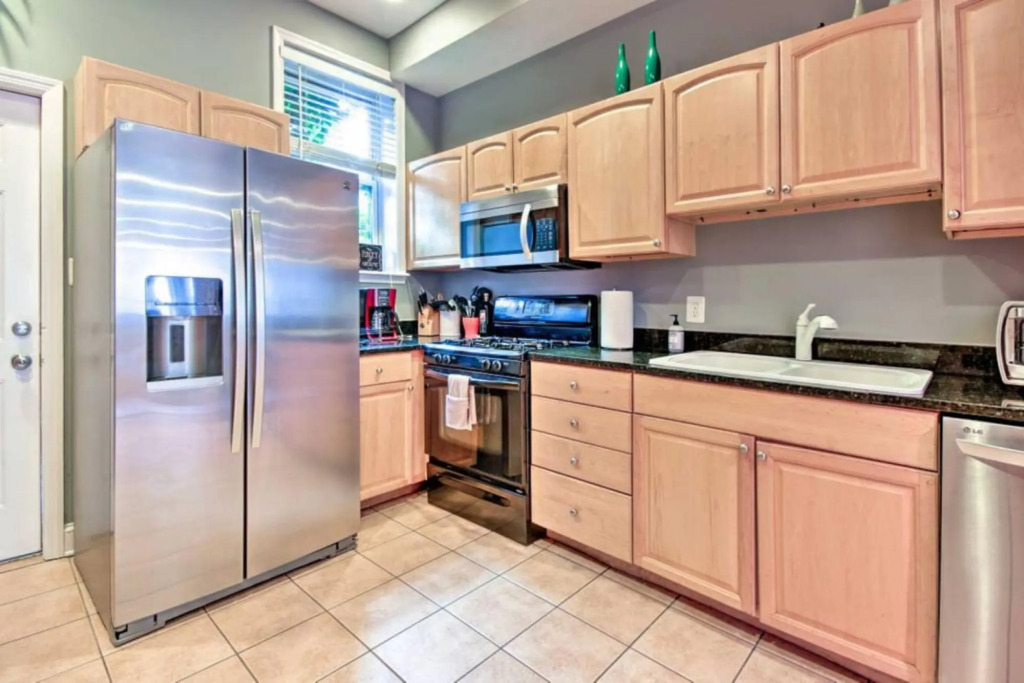 ✦ Entire Home Near U St ✦ 2 Units // Free Parking