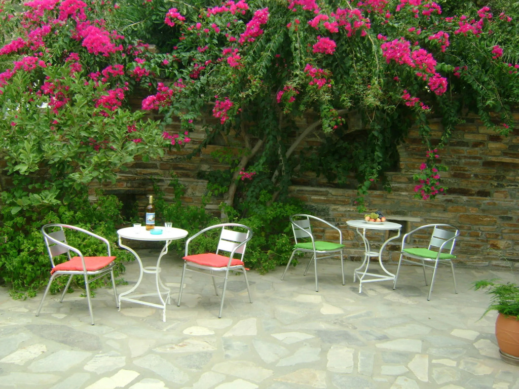 Zanneta Apartments & Suites