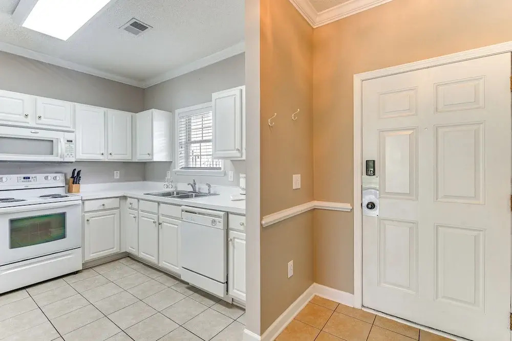 North Myrtle Beach Condo Rental w/ Pool Access!