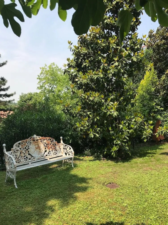 Villa House and Garden B&B