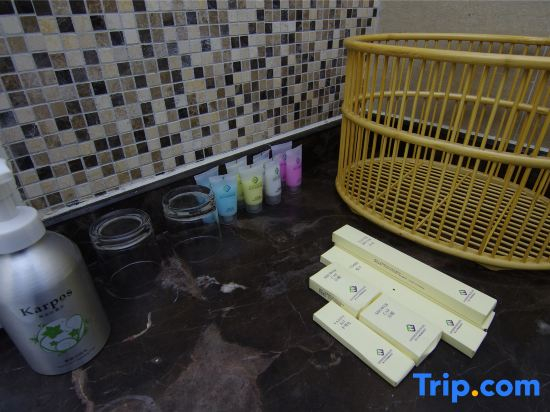 Huafeng International Hotel