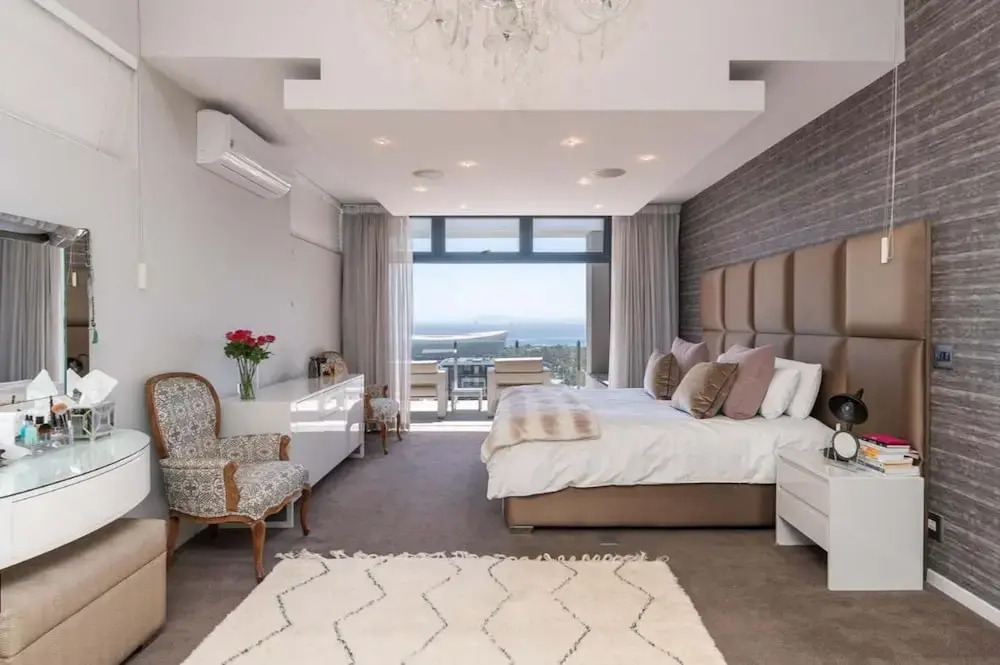 Ocean Views 5 Bedroom Apartments