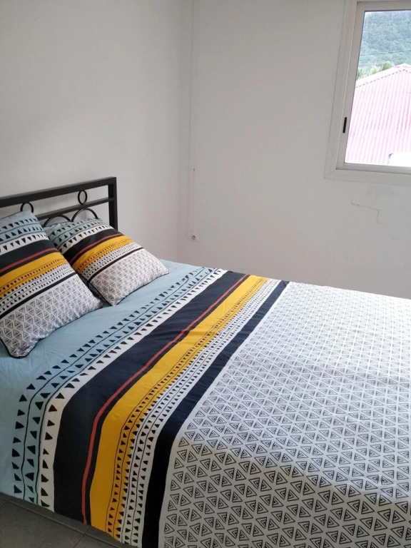 House With 2 Bedrooms in St Joseph, With Wonderful Mountain View and T