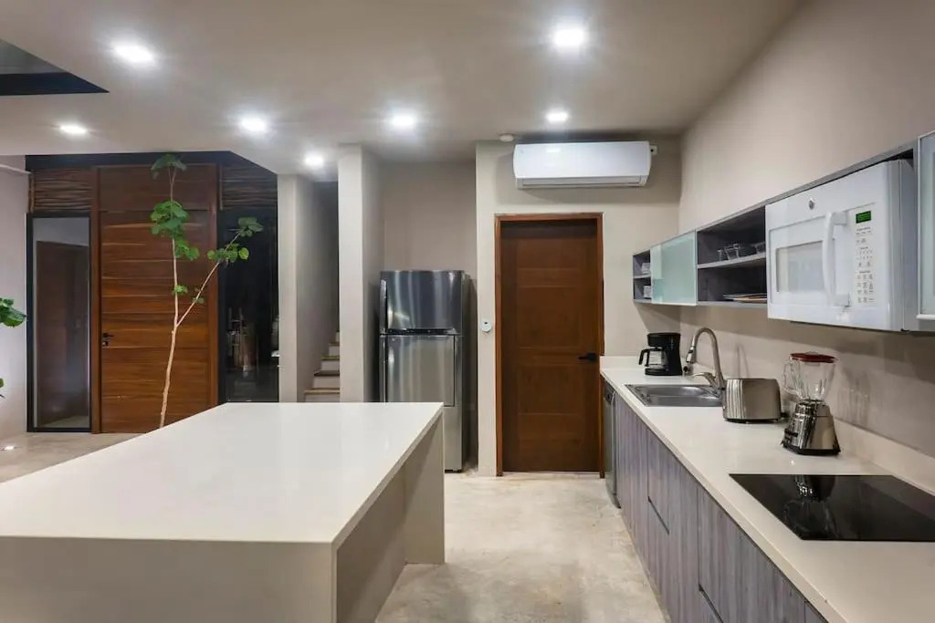VILLA KINICH: Best Villa in Aldea Zama with Chef and Spa 4BR 11PPL