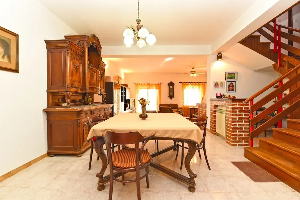 Apartment 1560