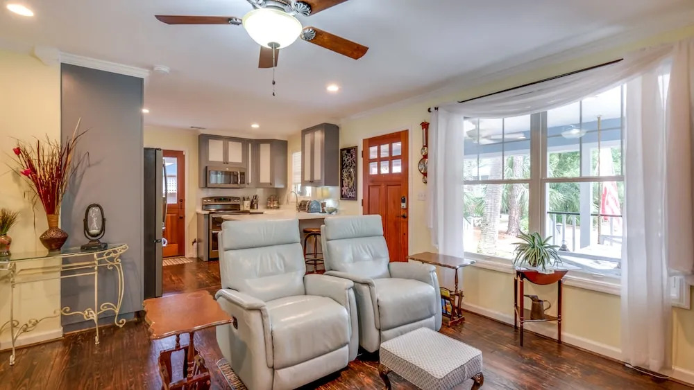 707 2nd Avenue House 2 Bedrooms 2 Bathrooms Home
