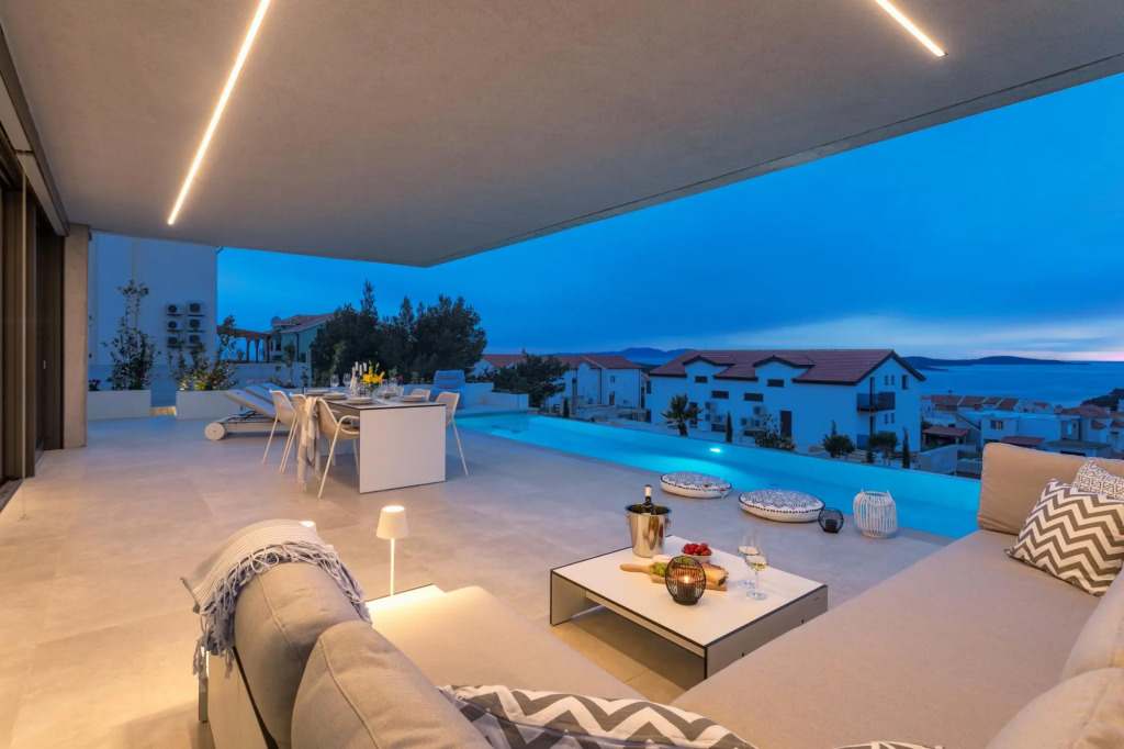 Loft Hvar in Hvar with 3 bedrooms and 1 bathrooms