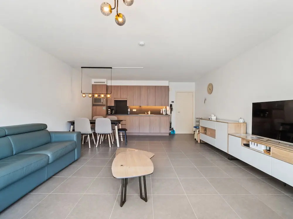 Modern Apartment For Family