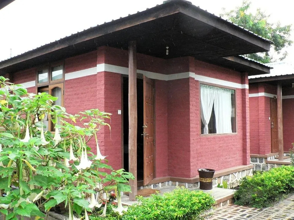 Pyi1 Guest House