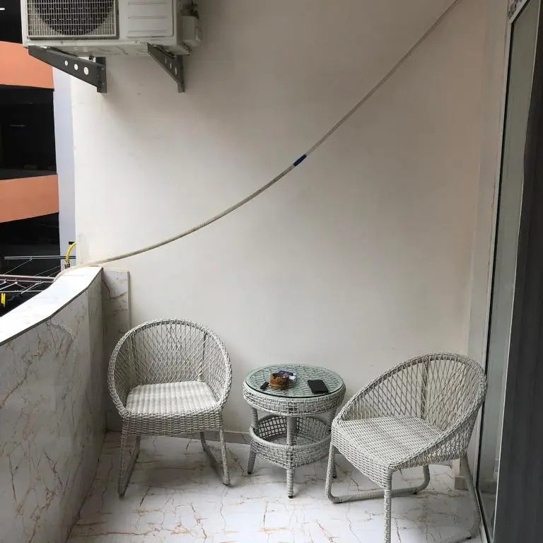 Address: Zurab Gorgiladze N88