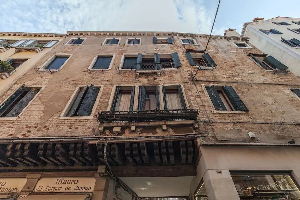 Rugabella Rialto by Wonderful Italy