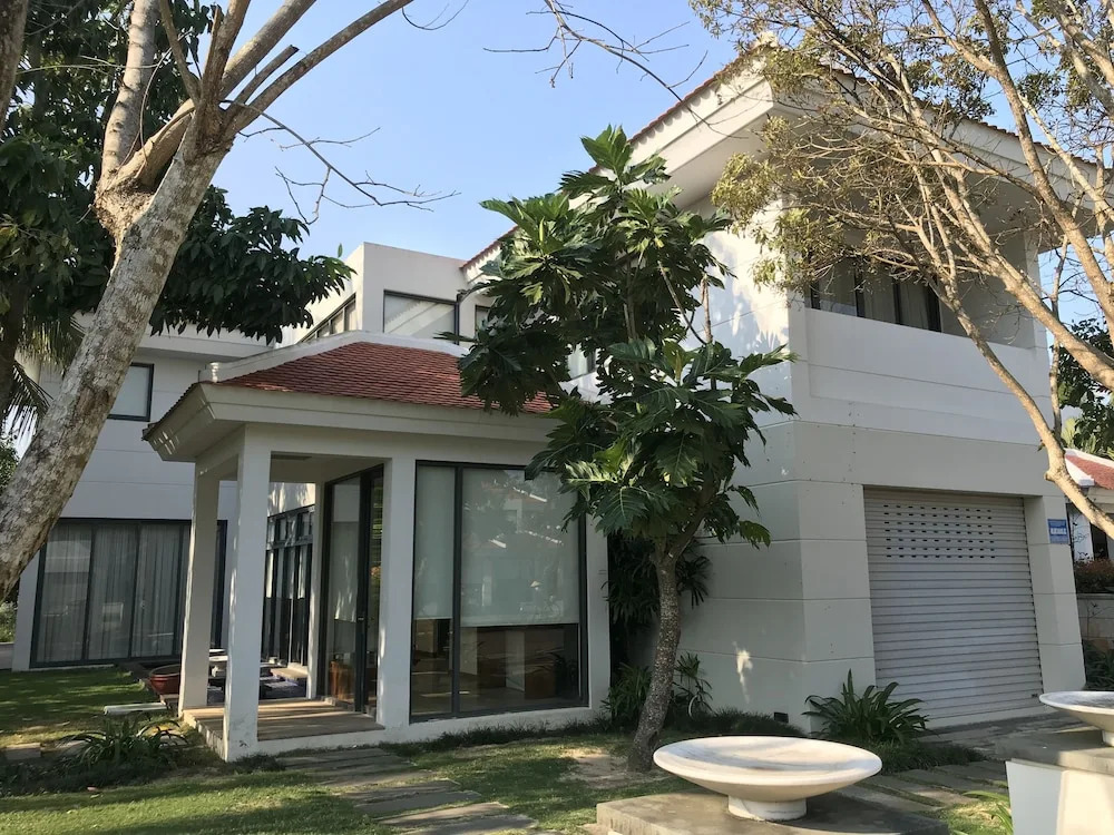 Ocean Resort 4 Bedrooms Danang Living