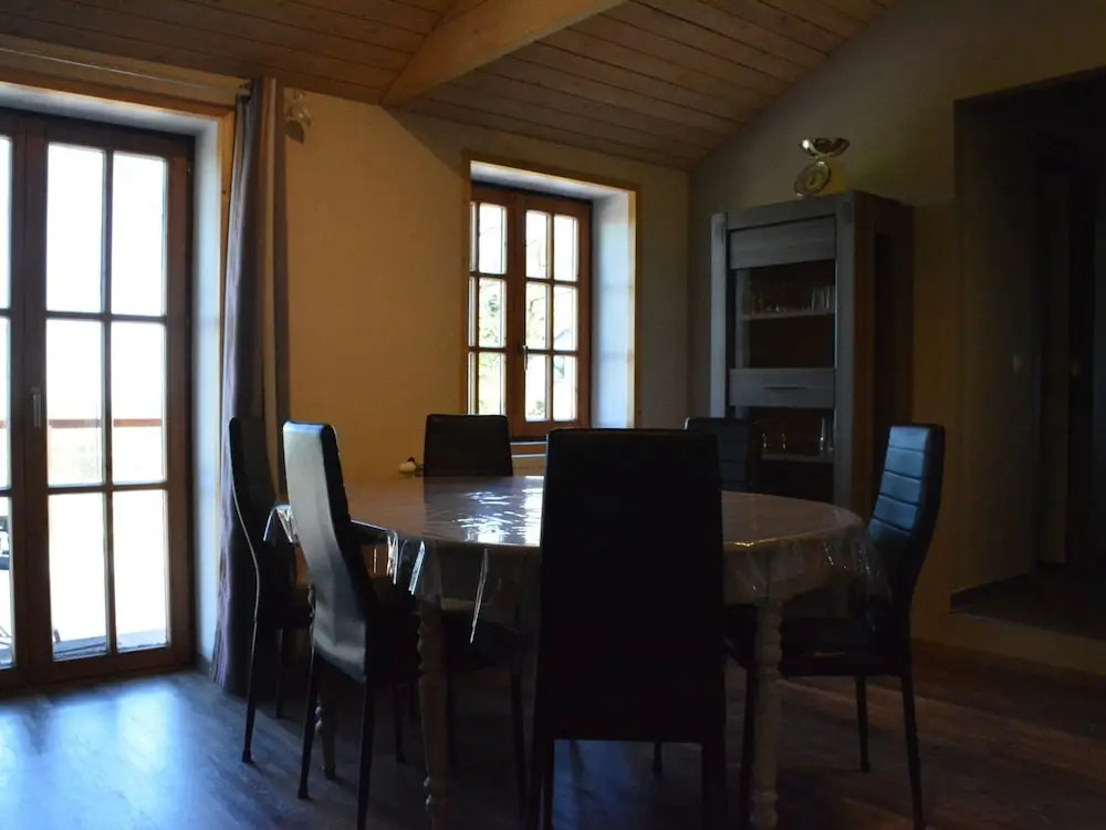 Charming Chalet in Vielsalm
