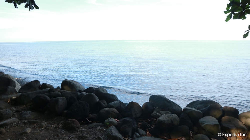 Algen's Dive Resort