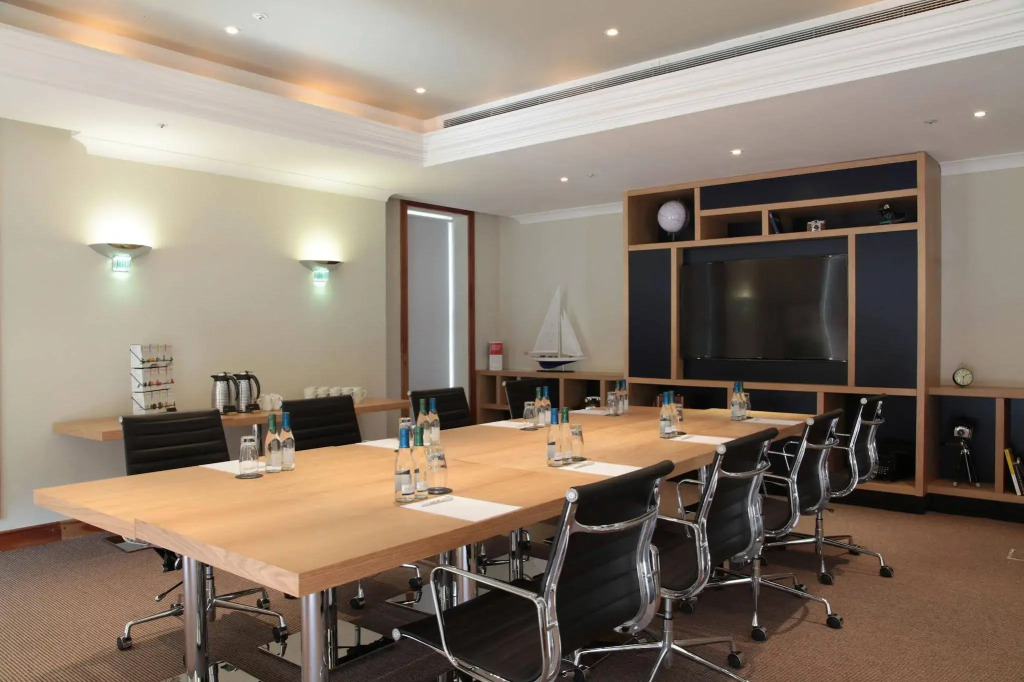 B&B HOTEL London Heathrow