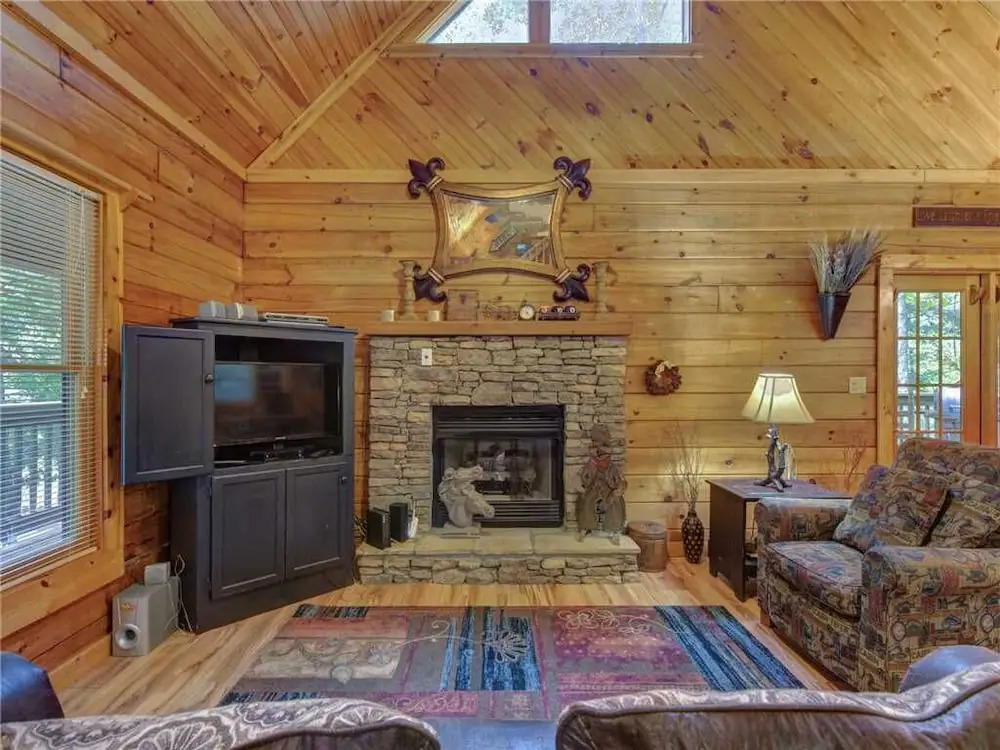Owl Be Back, 2 Bedrooms, Pool, Hot Tub, Fireplace, Sleeps 6