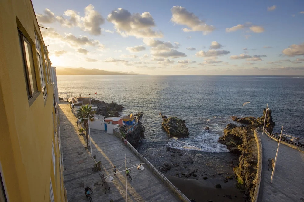 Virginias Dream Panoramic Sea View Loft