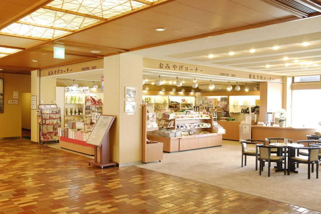 Enakyo Grand Hotel