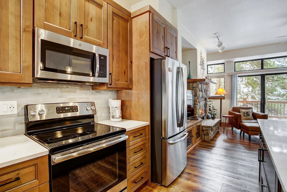 Village Point 308