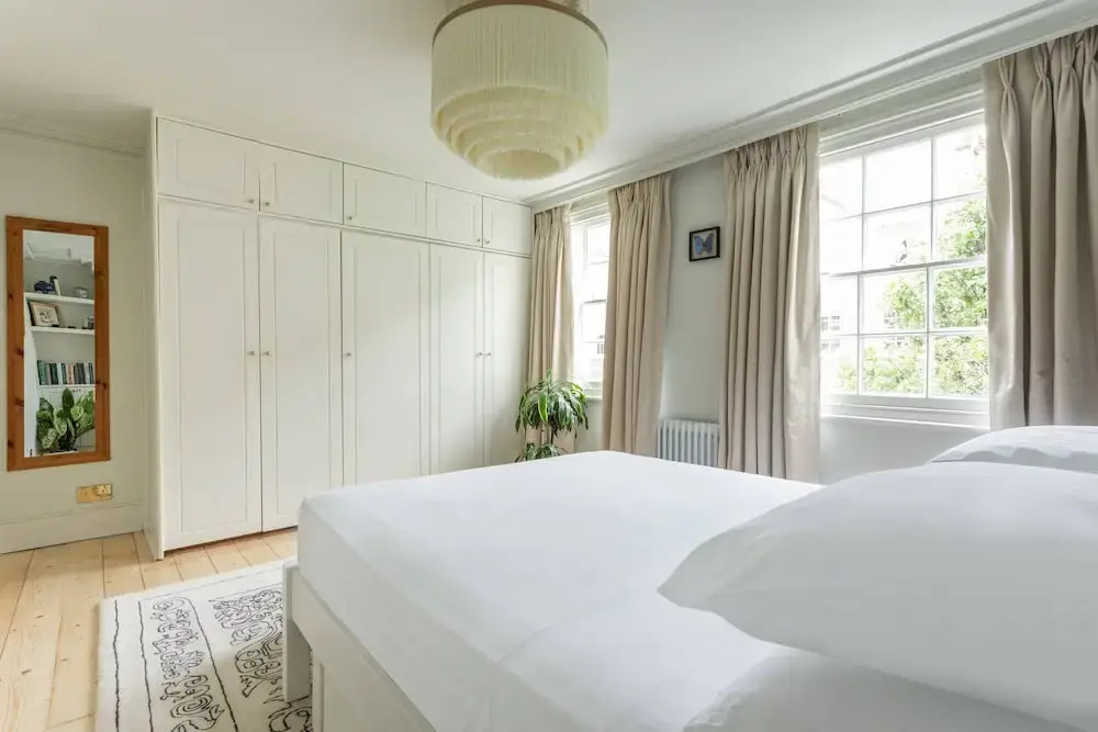 Molyneux Street II by Onefinestay