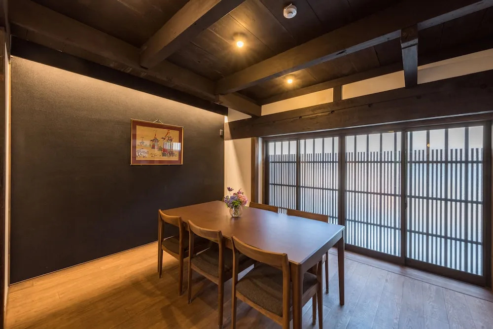 Guesthouse-Hana・Moonrain Villa