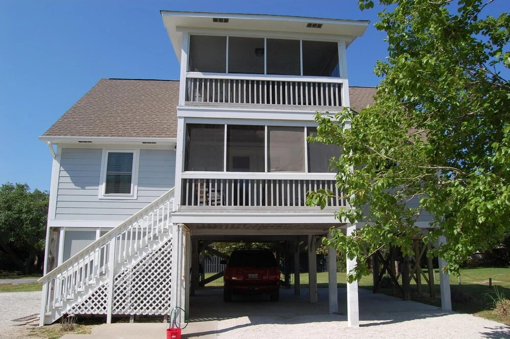 Beach Breezes - 4 Br Home