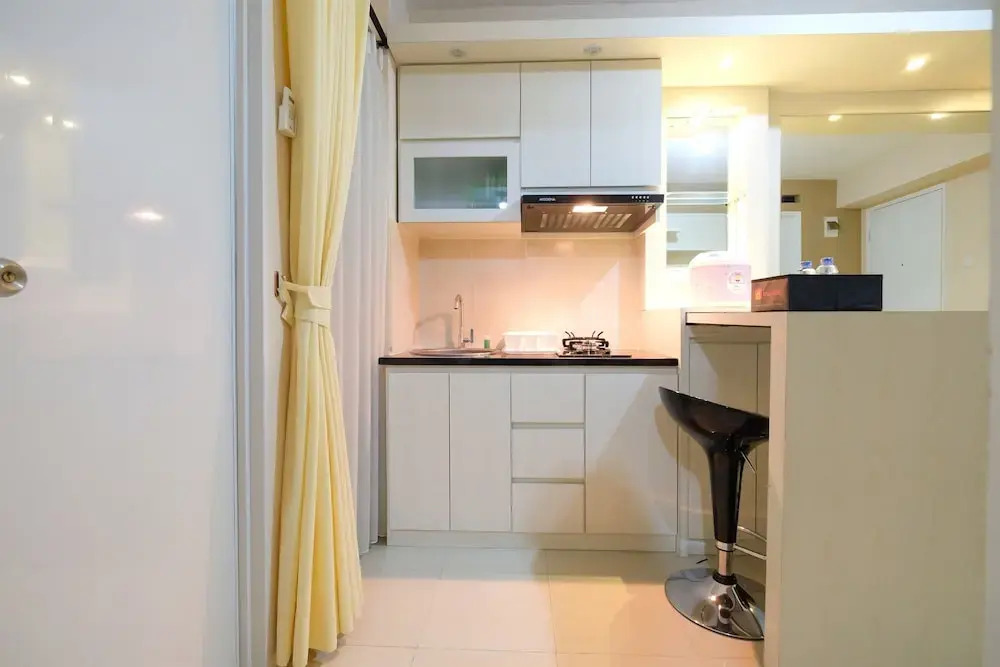 Bassura City Apartment with Direct Access to Bassura Mall
