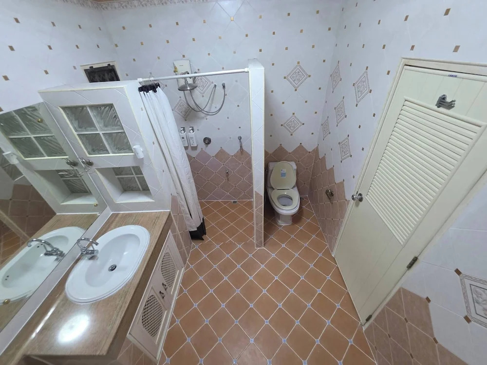 Entire Home at Racha Herb Gardens 5br, Sleeps 11