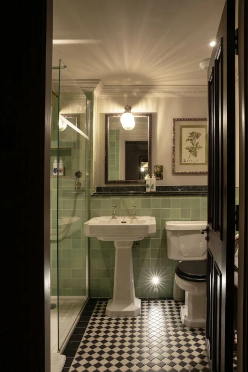 Bedford Arms Hotel
