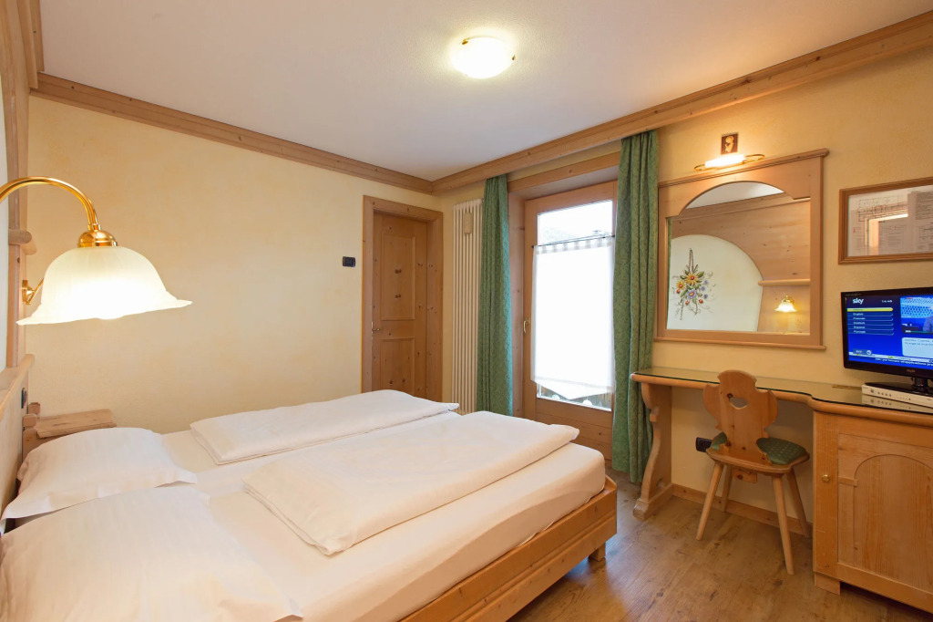 Hotel Crosal